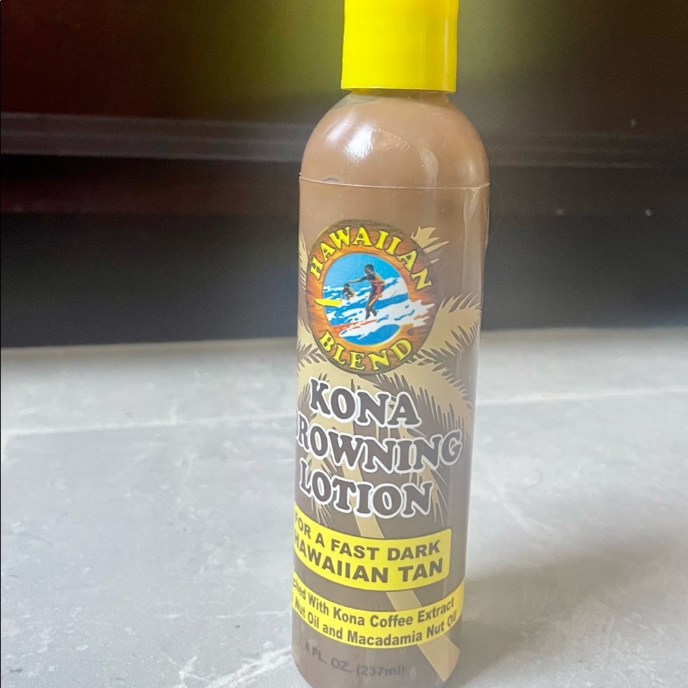 Hawaii Kona Browning Lotion 8 Fl oz Hawaiian Blend For a Fast Dark Hawaiian Tan.